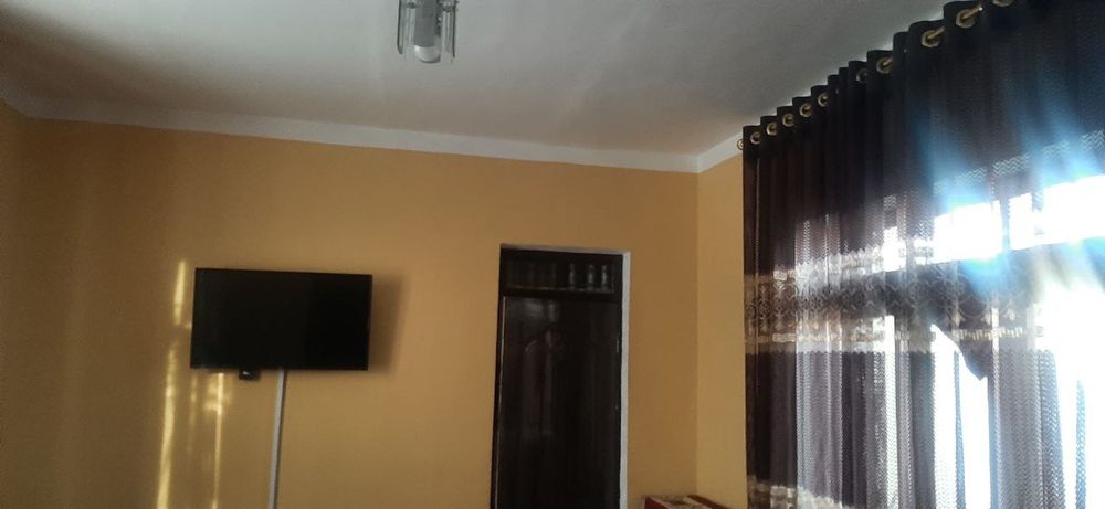 Uy namunali Katej 2etajli katej sotiladi xovli