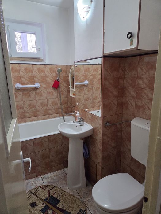 Apartament 2 camere de vanzare