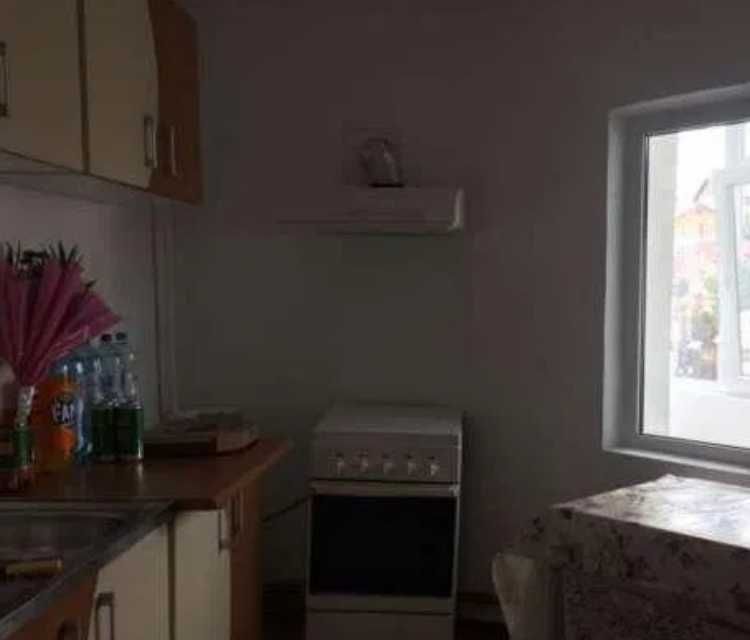 Дава се под наем Тристаен апартамент в Пловдив, Младежки Хълм - 88 кв.м за 300.9 € - Снимка #1