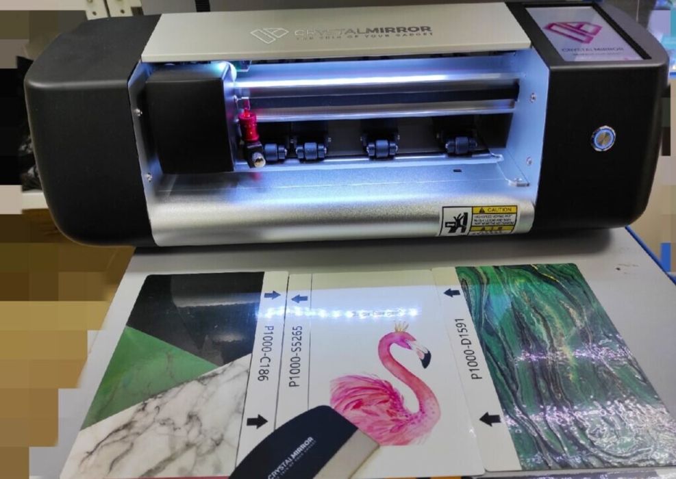 Продаётся плоттер для нарезки гидрогелевой пленки Crystal Mirror