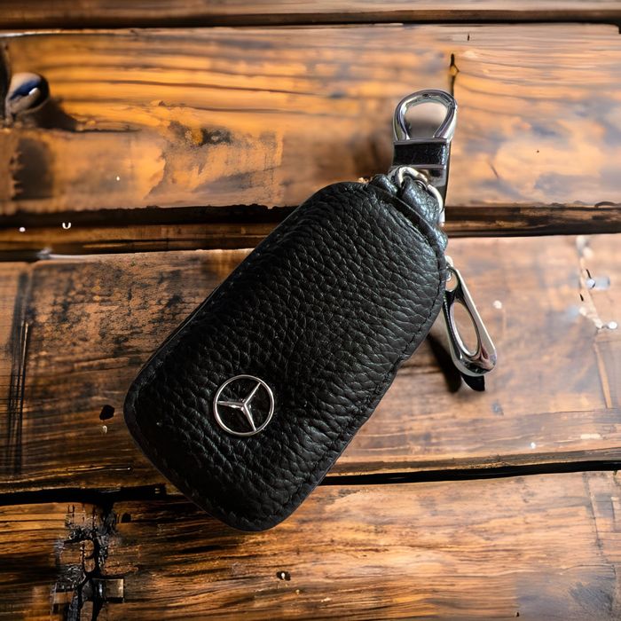 ключодържател за кола в калъф от естествена кожа бмв ауди мерцедес