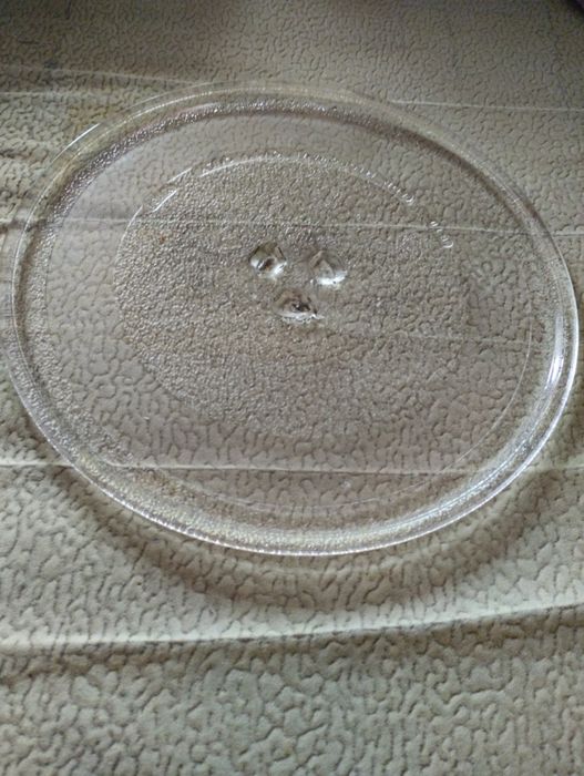 Тарелка для микроволновки .