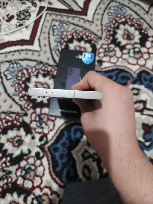 Samsung Galaxy s24 ultra