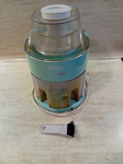 Сокоизстисквачка" De'Longhi"