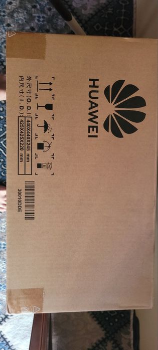 Huawei inverter 35kun boldi dillerdan olganman  yangi 2dona bor 5kwt