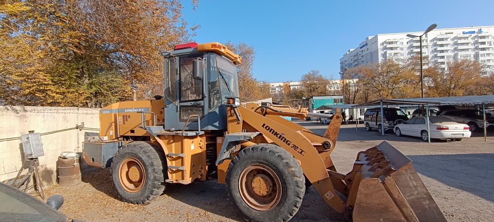 Продам погрузчик.