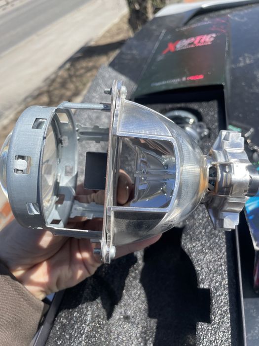 Бэ лэд Линзы на машину Xoptic