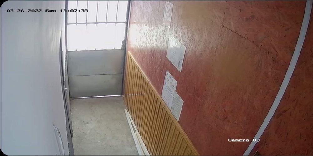 Inchiriez Hala Metalica