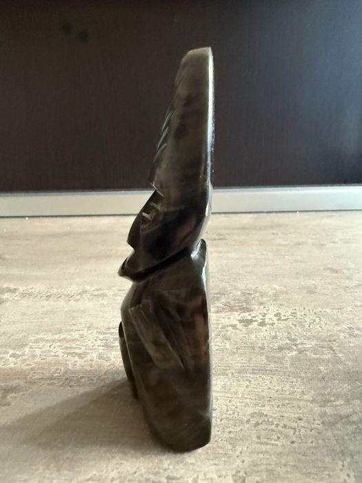 Totem aztec din obsidian