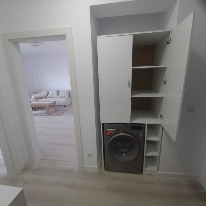 Proprietar, inchiriez apartament NOU mobilat si utilat+loc de parcare in MRS Country