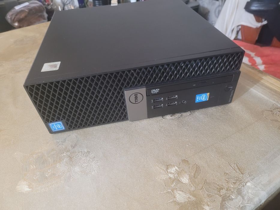 Calculator Dell Optiplex 3040 8GB RAM  SSD 128GB office jocuri filme