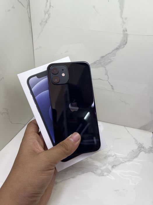 iPhone 12 128GB.