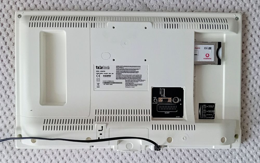 Televizor Teletech 61 cm (24") LED24272, HD Ready, CI+