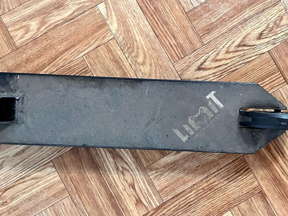 Трюковой самакат Limit