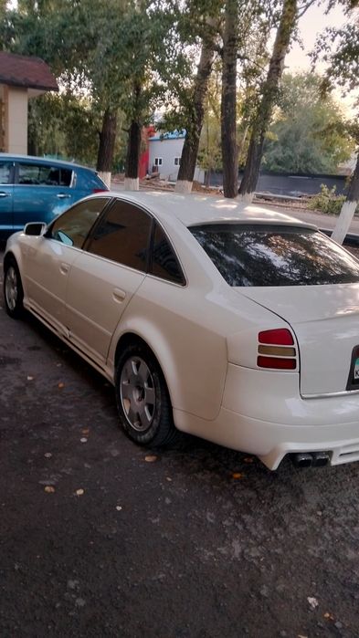 Ауди А 6 С 5 2000 г