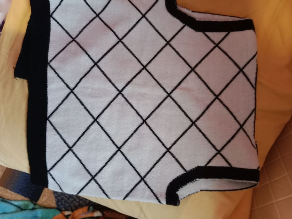 Продам жилеты на мальчика