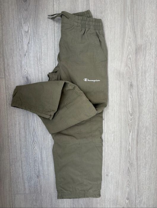 Pantaloni Champion marimea 126-131 cm; 7-8 ani