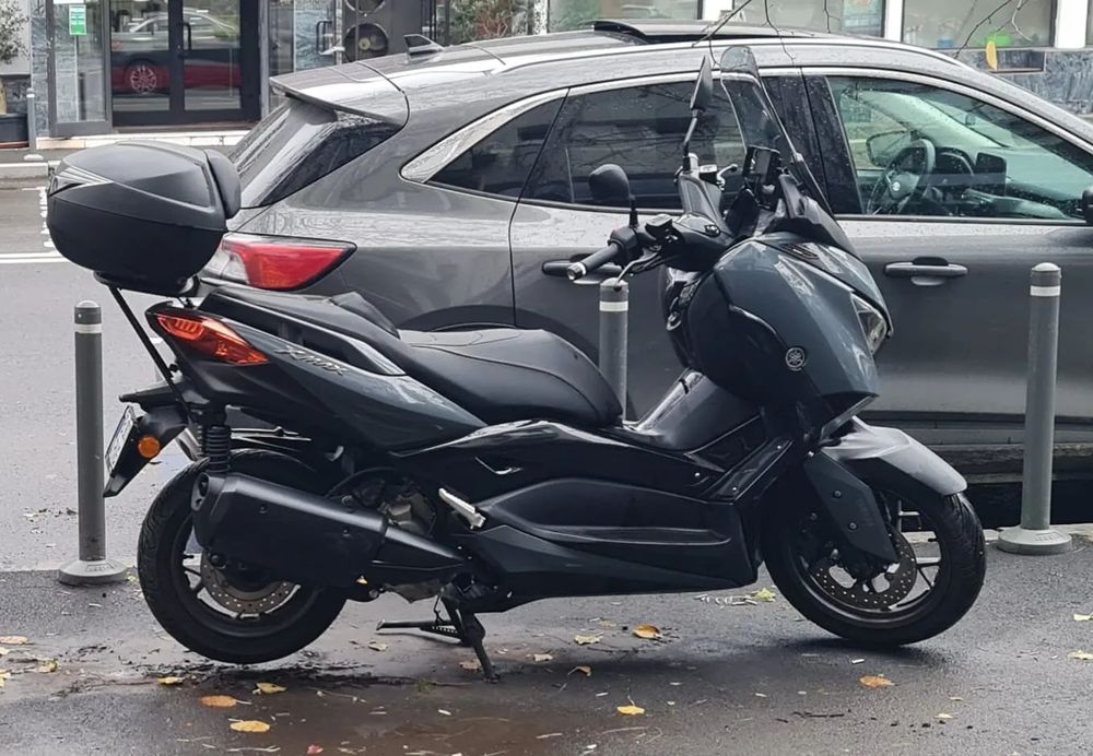 Yamaha XMAX 300 Tech MAX Primul proprietar, stare perfecta