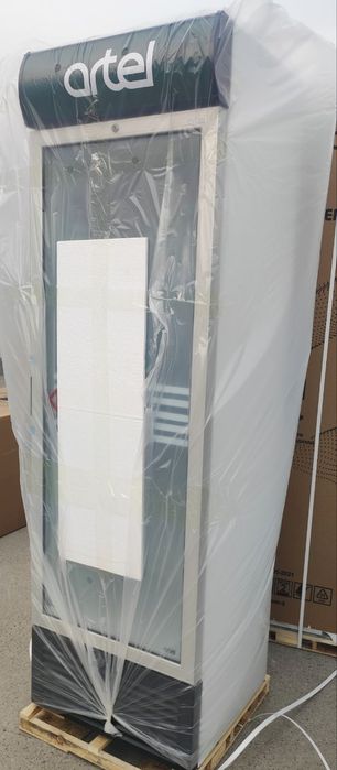 Витринный Холодильник Артел