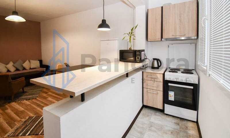 Двустаен апартамент под наем в кв. Младост 1