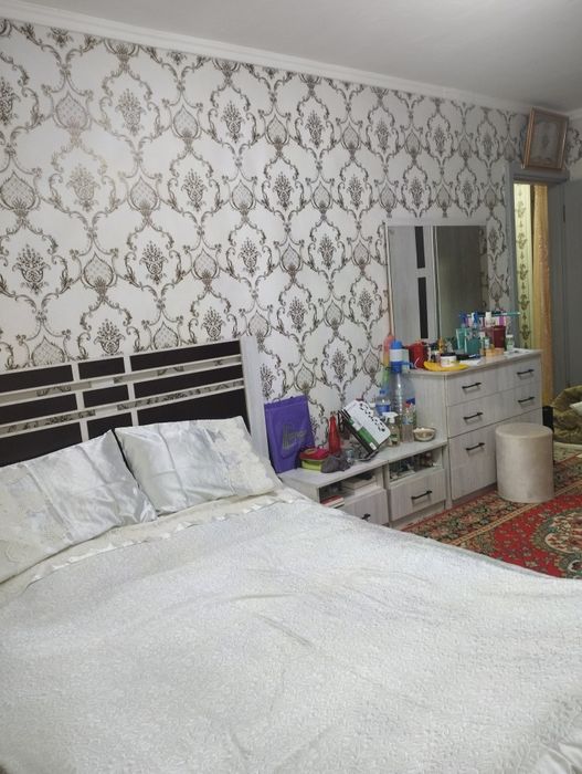 Продам 3- комнатную квартиру