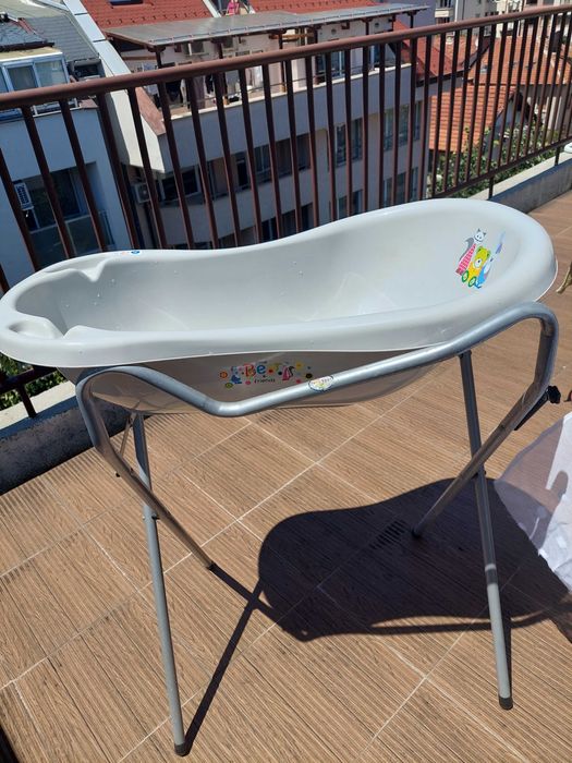 Ваничка със стойка