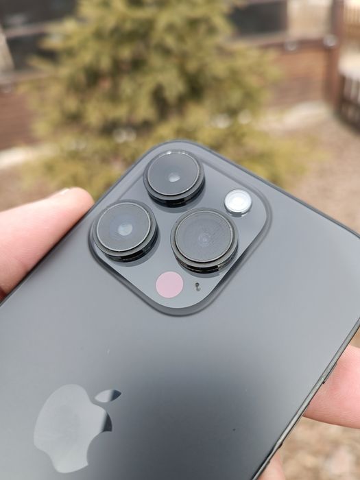 Продам Айфон 14 про 128гб