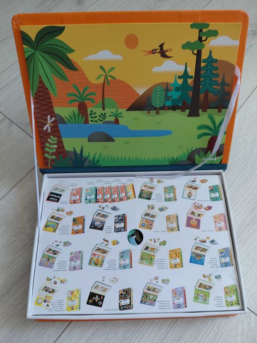 Магнштна книга с Динозаври
