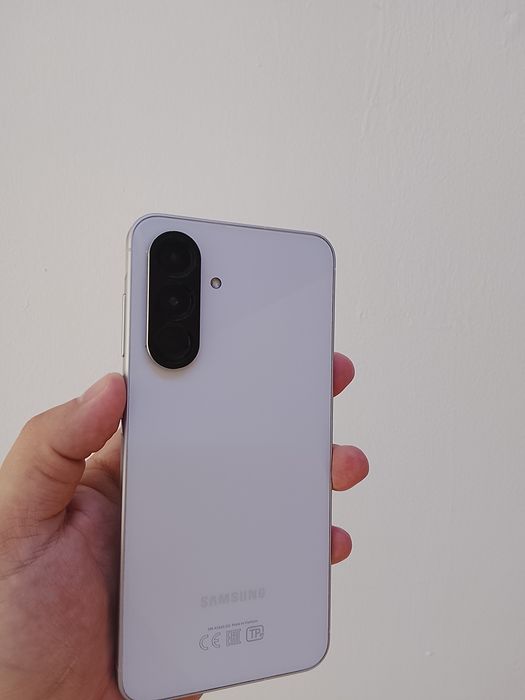 Телефон Samsung A56 128gb