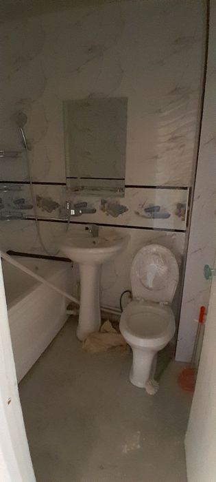1  xona dom ablasnoy balnitsa yonida