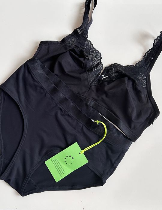 Памучен нов черен бралет/бюстие и бикини