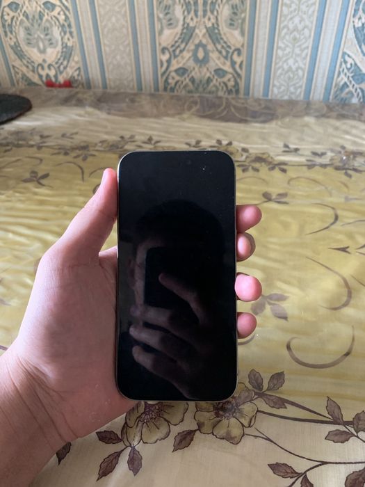 Iphone 15 pro  саттылад