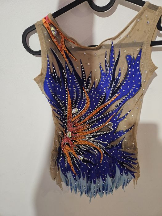 Трико художествена гимнастика 146 размер намалено