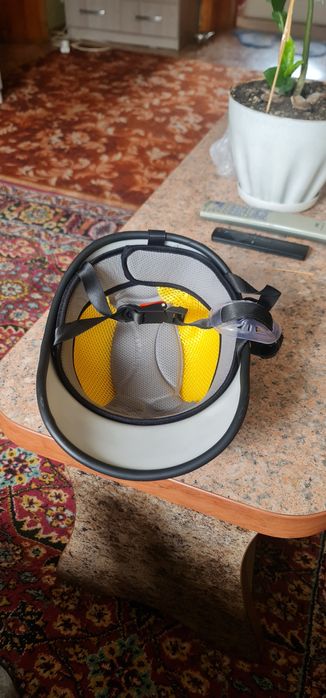 Шлем. Каска. Мотошлем. Кепка.