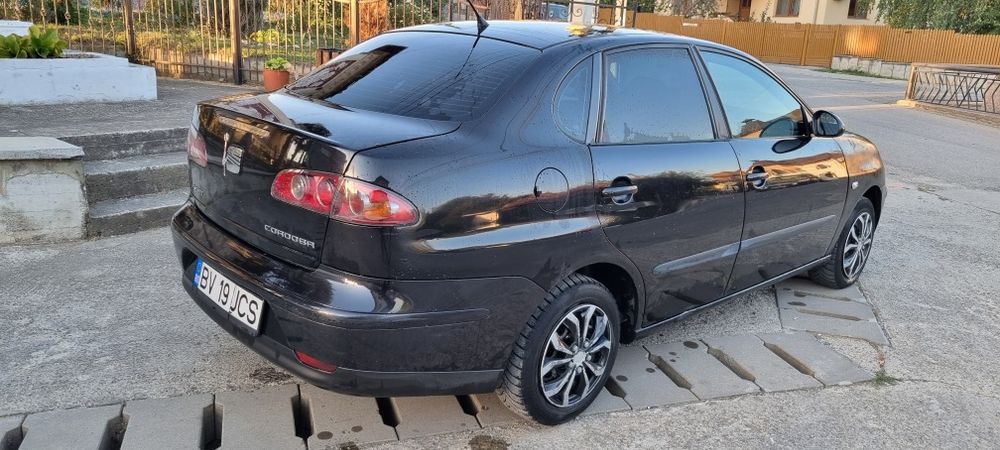 SEAT Cordoba 2004 — imagine 4
