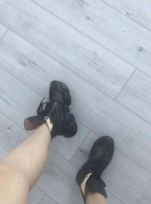 Продам Обувь на лето