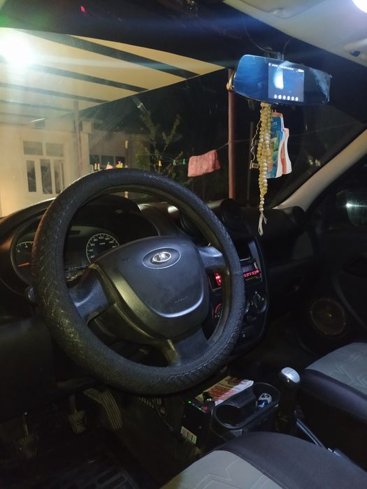 Лада Гранта в хорошем состоянии. Цена договорная