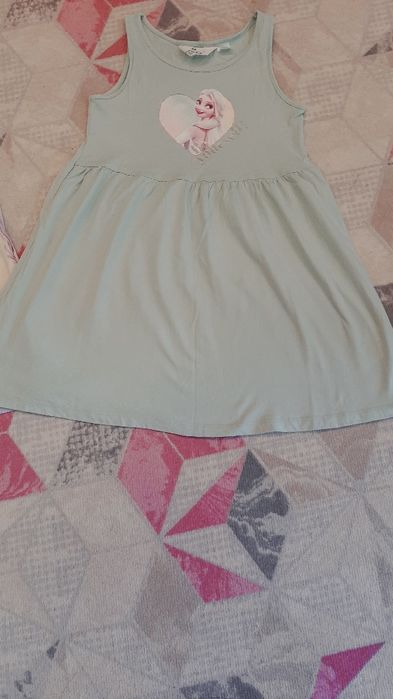 Детска рокля на Елза