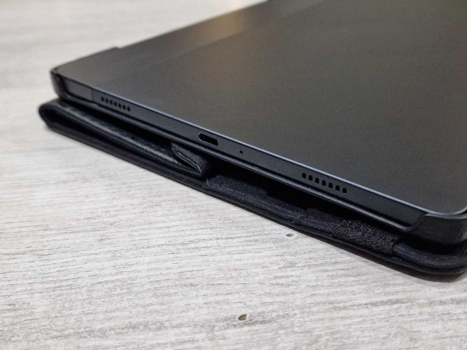 Samsung Galaxy Tab A9+ X216 64GB 5G + калъф