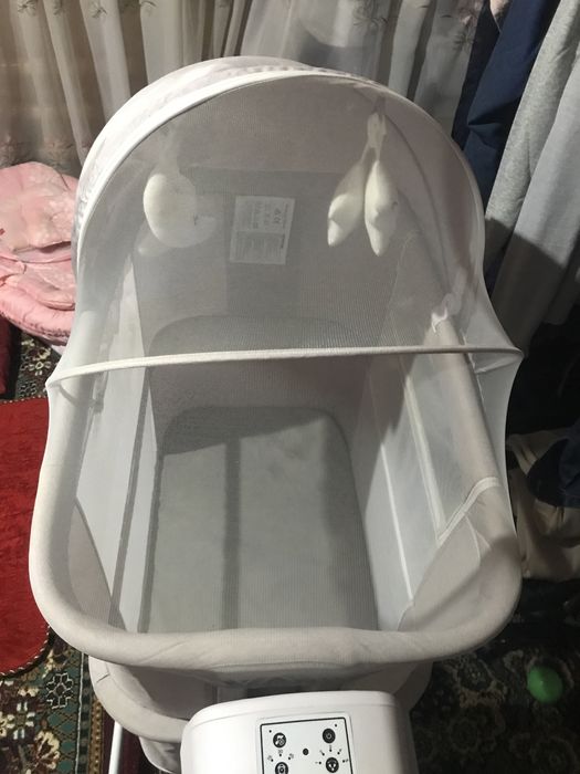 Iyulka, elektronning beshik,bolalar manej krovat.