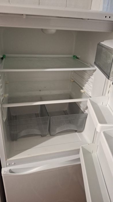 Продам холодтльник
