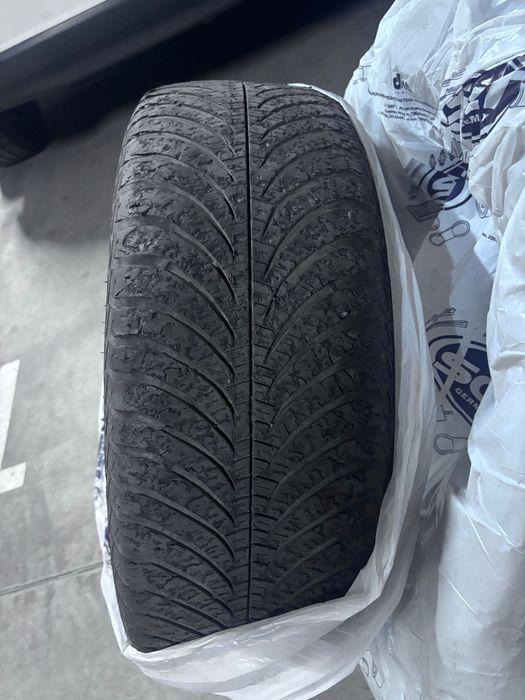 Шины Б/у  Goodyear комплект