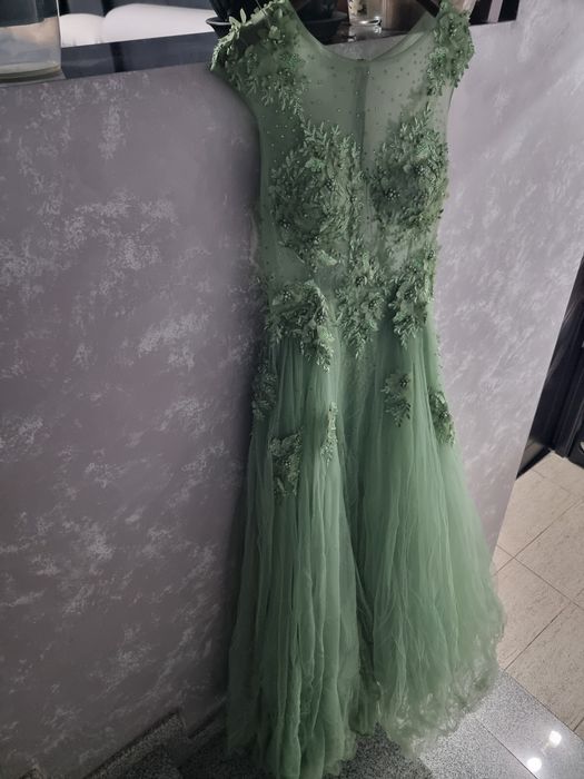 Vând rochie de seară