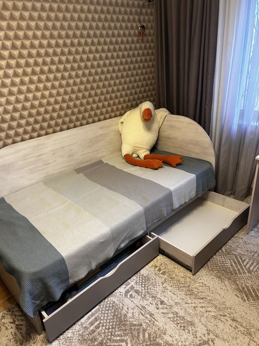 Продам подростковую мебель