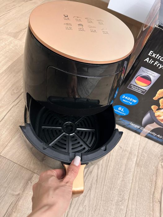 Air fryer (friteuza cu aer cald) 6kg - stare impecabila
