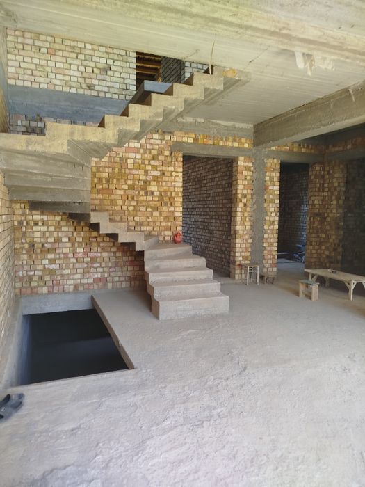 Yunusobod Gvardeyskiy uchaska sotiladi