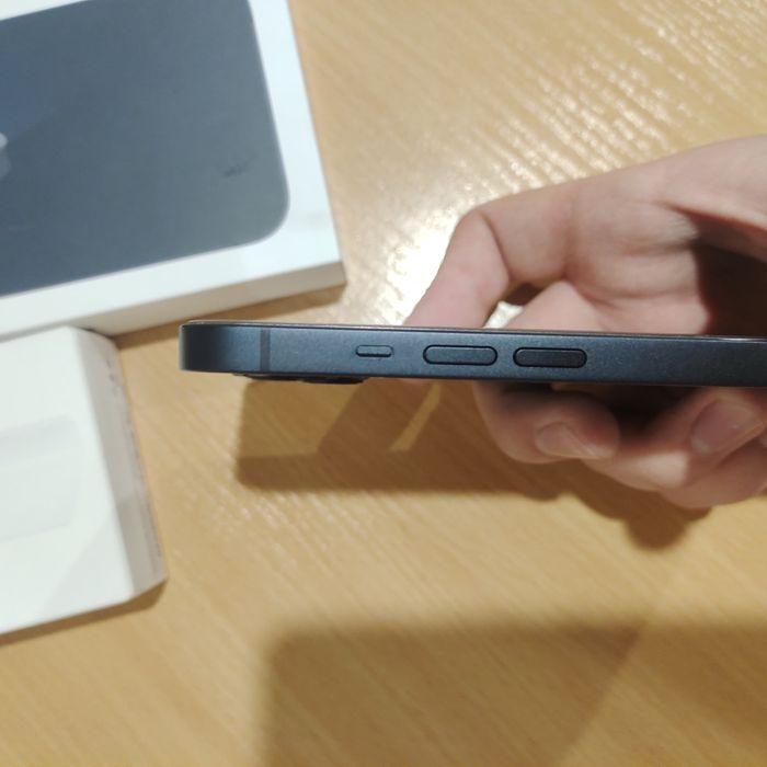 Обменяю Iphone 13 на айфон классом выше