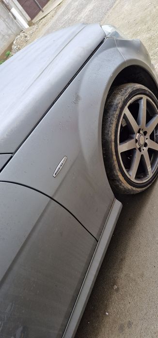 Aripa mercedes w204 facelift  mercedes c class facelift