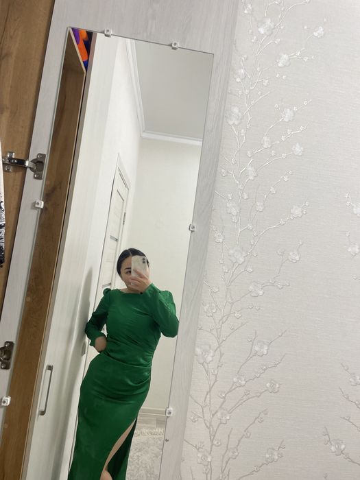 Продам платья, 42-44размеры.