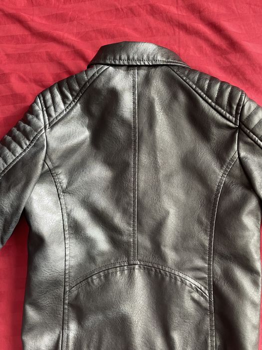 Geaca de piele 9 ani